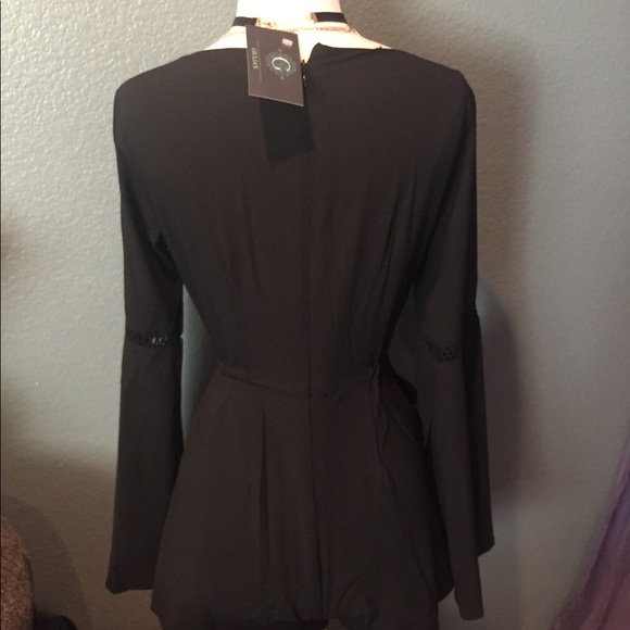 🌻 JUST IN! 🌞 NWT ROMANTIC BOHO ROMPER - Picture 6 of 8